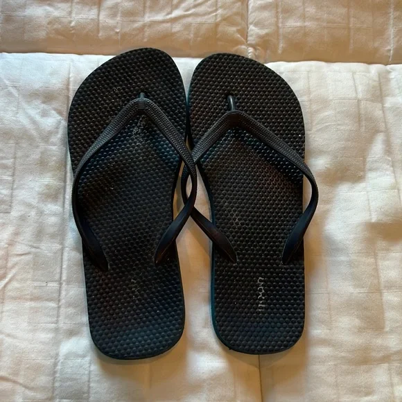 Old Navy Shoes Old Navy Flip Flops Poshmark